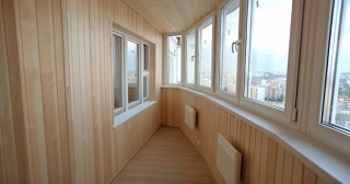 Отделка, остекление, утепление балконов в Благовещенске от 211 руб. м/2.
